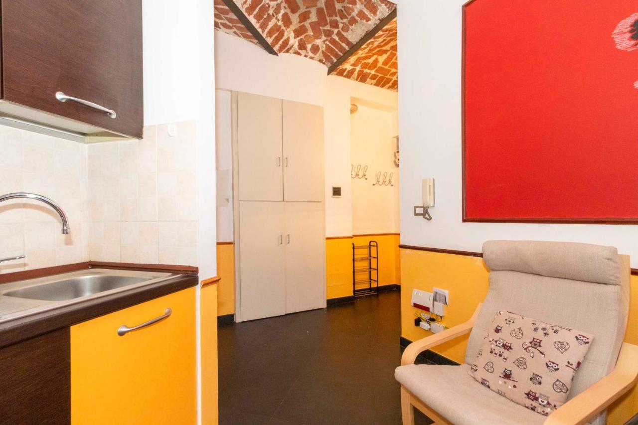 Colourful & Cozy Apartment Cenisia Turin Exterior photo