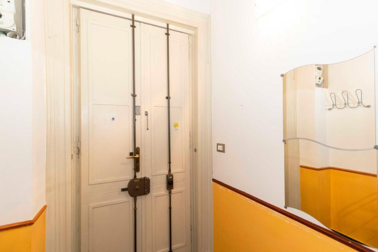 Colourful & Cozy Apartment Cenisia Turin Exterior photo